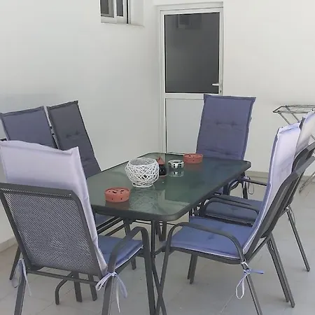 Villa Aggeli *